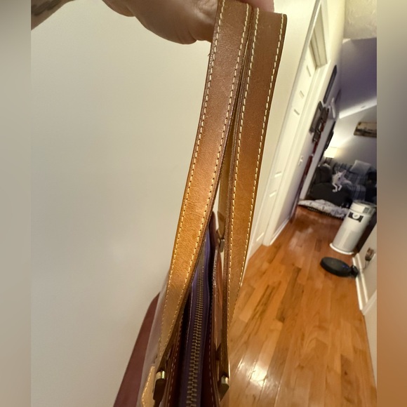 Louis Vuitton Monogram Vernis Bronze Bag. Comes with COA - Picture 11 of 16